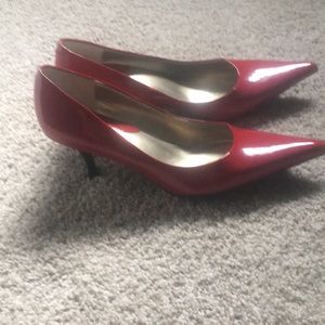 Nine West red pump